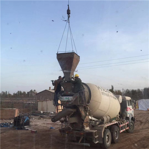 永福县“精准瞄准”—— 吊车的 “定位导航” 技术